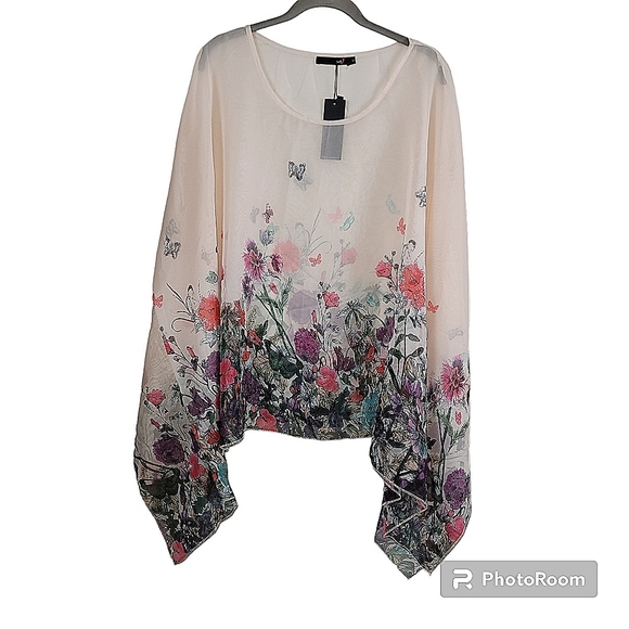Chiffon Flowers & Butterflies Print Top - Picture 1 of 3